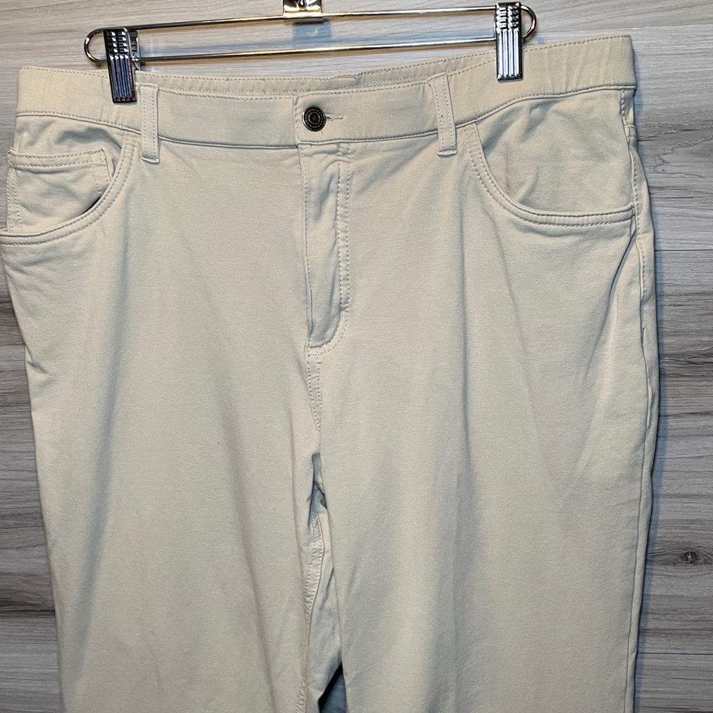 Women’s Denim & Co Knit Jeans, 16P - Picture 3 of 6